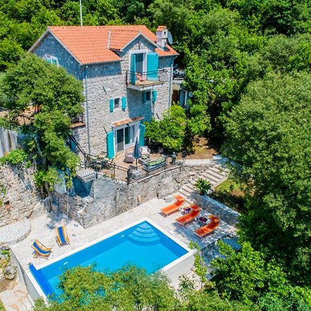 Villa Toscana With A Pool Tivat Buitenkant foto