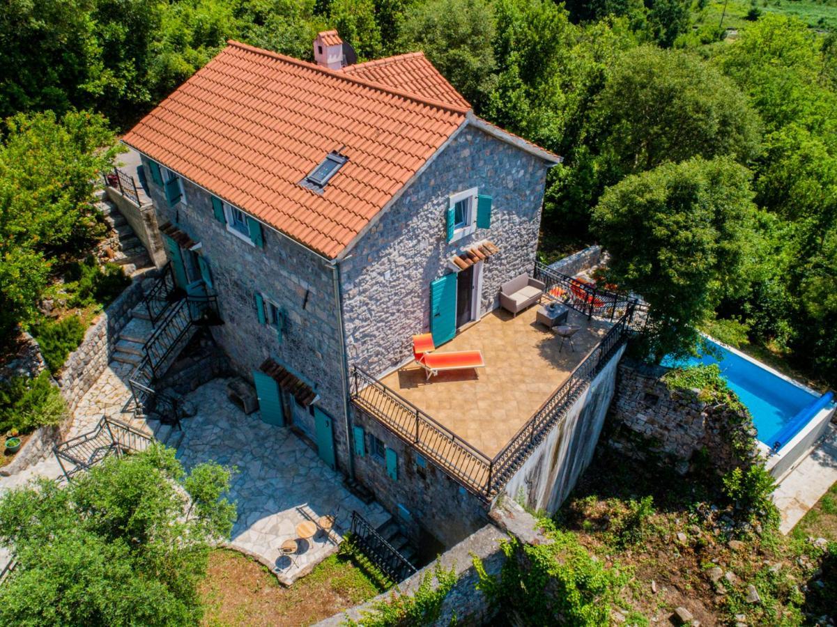 Villa Toscana With A Pool Tivat Buitenkant foto