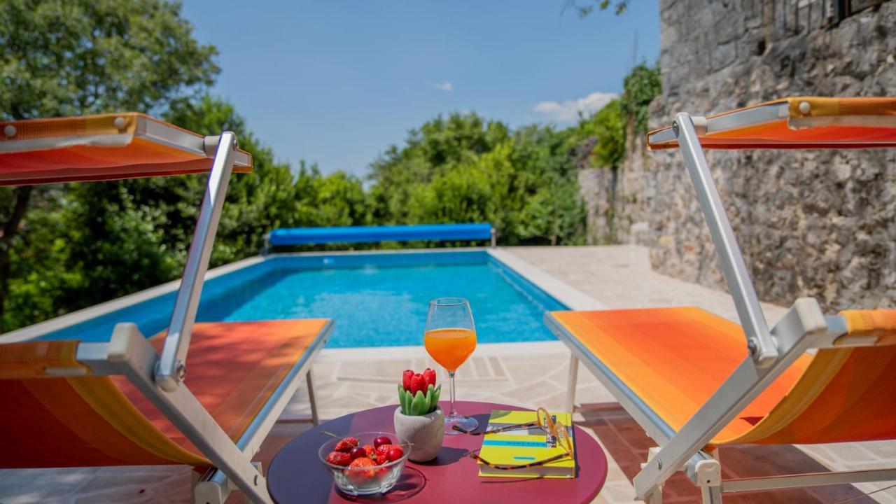 Villa Toscana With A Pool Tivat Buitenkant foto