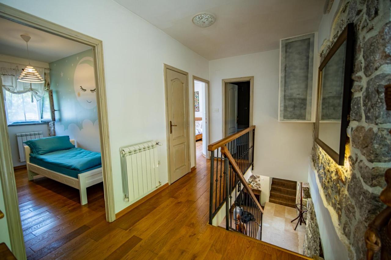 Villa Toscana With A Pool Tivat Buitenkant foto